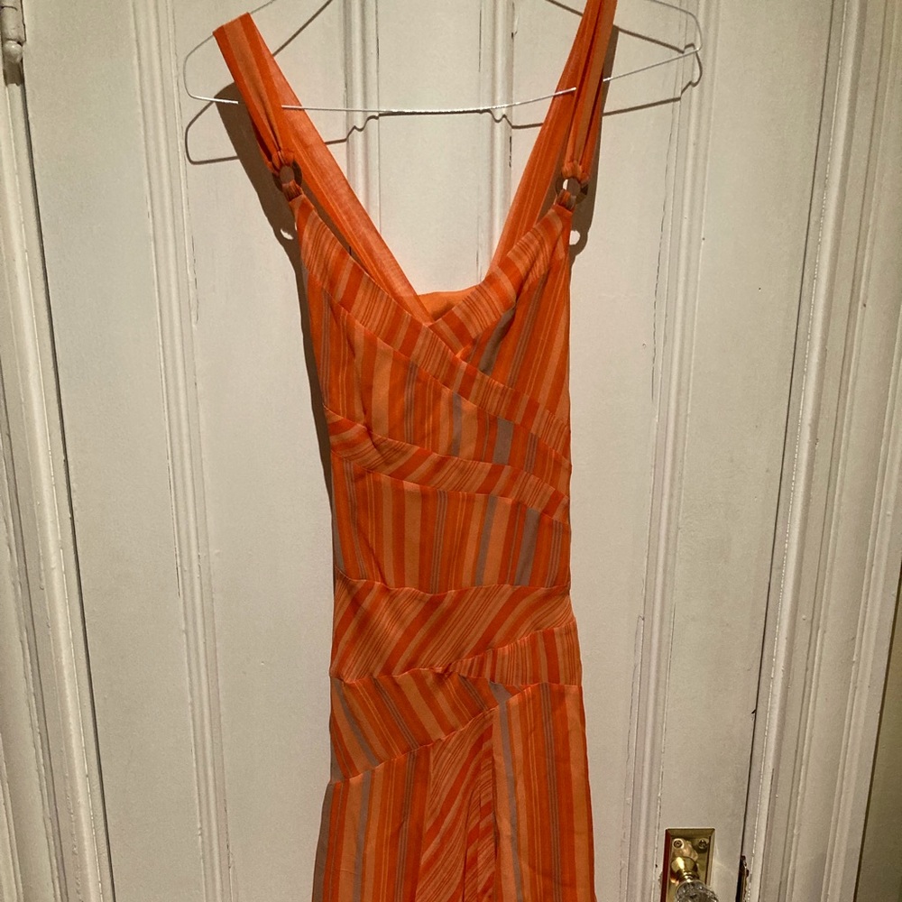 Stunning Bebe cocktail/party dress.